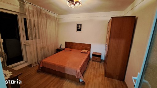 Apartament 3 camere, 2 bai, decomandat, B-dul Bucuresti