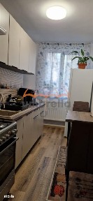 Apartament 3 cam. de vanzare str. Horea