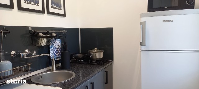 Apartament 3 camere - Cireșica •