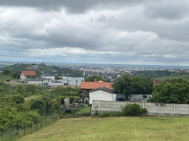Casa pe doja spitalu judetean/hanu pescarilor teren 1250mp2