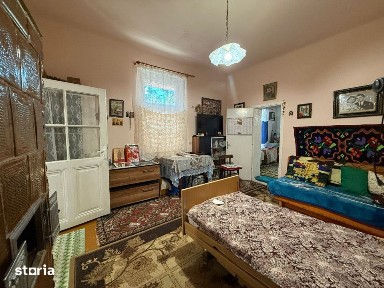 Casa cu 2 camere, curte comuna, 52mp utili - Zona Iosefin