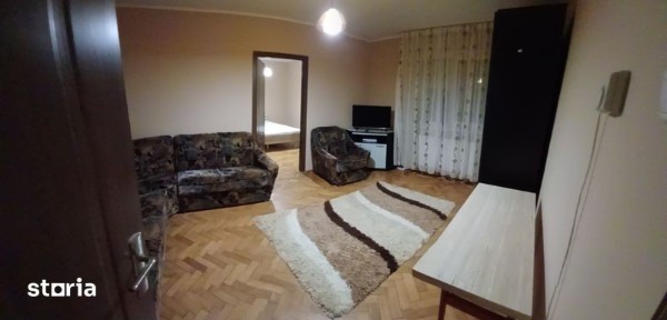 Apartament de închiriat