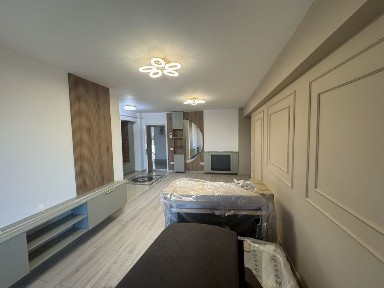 Inchiriez apartament nou 3 camere CUG