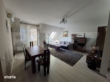 Apartament cu 3 camere de vanzare, zona Micro 16