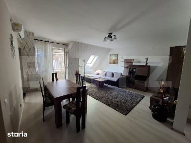 Apartament cu 3 camere de vanzare, zona Micro 16