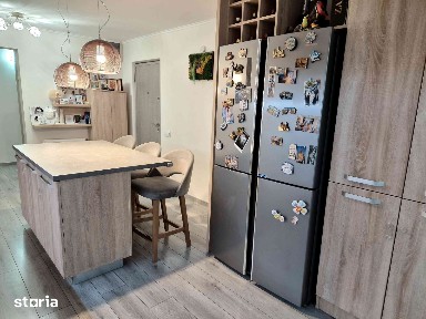 De vânzare, Apartament 4 camere, Micro 17, Satu Mare