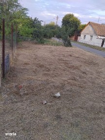 Loc de casa cu proiectul platit