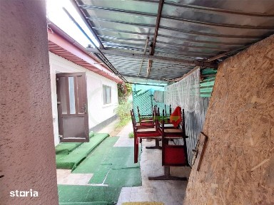 Casa batraneasca cu 3 camere, 350 mp teren - Zona CFR | Garaj, beci