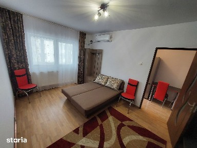 Inchiriez garsoniera Etaj 3 Zona M-uri 1000 lei lunar