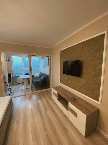 Inchiriez apartament nou renovat, zona premium Mazepa, vedere Dunare