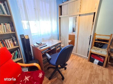 Apartament 3 camere 2 bai parcare zona Strand II