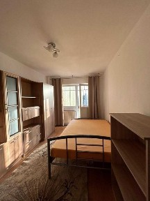 Inchiriez apartament cu 2 camere decomandate + 2 balcoane, 55 mp, SEMICENTRAL, PET-FRIENDLY