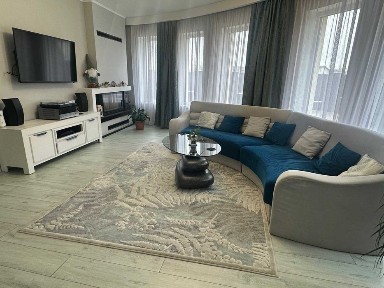 Casa 5 camere - 2 bai - garaj - 922 mp teren - Selimbar