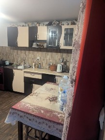 Vând casă în Însurăței zonă centrală