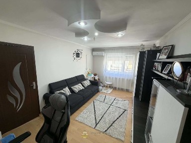 O OPORTUNITATE RARĂ ÎN CAREI! Apartament modern, etaj 2, în MV1 + pivniță | 67.800 € 0% comision