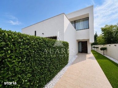 Casa individuala cu 4 camere, piscina, in Dumbravita