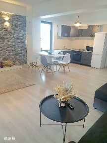 Luxury Villa Apartment in Central Constanța: 3 Rooms, 2 Baths, Parking