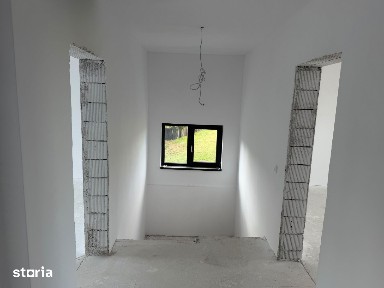 Casa individuala cu 5 camere, teren 450mp, Electroprecizia, Sacele