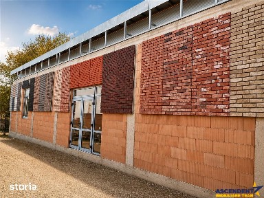 Spatiu vitrinat: Showroom + panouri publicitare + pergola + birou, Gri