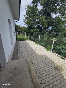Casa noua cu 5 camere in centrul Sura Mica - moderna, premium