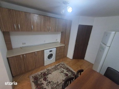Inchiriez apartament 2 camere