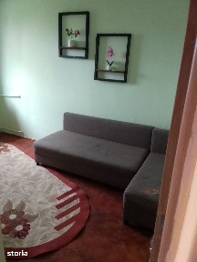 Valea Roșie, etaj 4/4, preț 70 000 euro negociabil