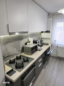 Apartament 3 camere, 62 mp, zona Craiovita Noua