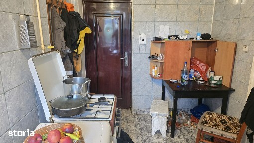 Vand apartament cu 2 camere in Deva, zona Al. Motilor et. 1