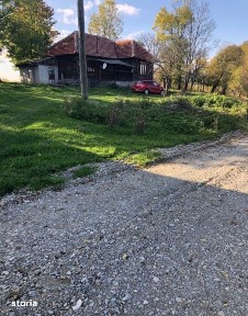 Vanzare casa in zona Ciucea-Vanatori, Cluj, acces de pe asfalt, teren