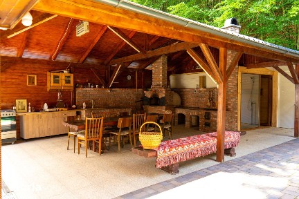 Splendoarea naturii imbinata cu stilul modern=pensiune exclusivista