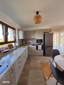 cv 52 Chechis, casa in stil mediteranean + 12 ari teren