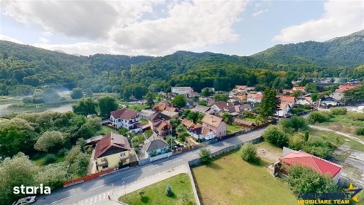 In incantare panoramica si eleganta cromatica, cartier Noua, Brasov
