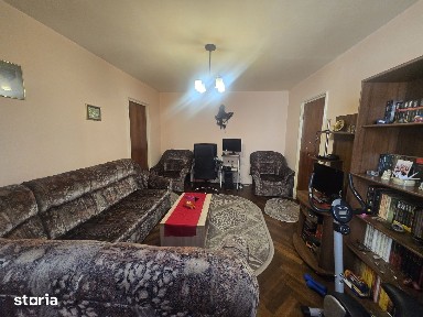 Apartament 3 camere - Etaj 1 - Zona Abator