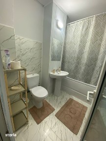Vand apartament 2 camere semidecomandat Rosiori de vede