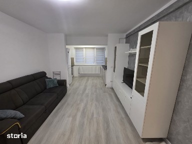 Apartament 3 camere decomandat zona Rond Pacurari, parcare inclusa