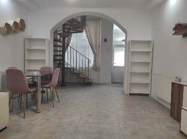 Casa de vanzare