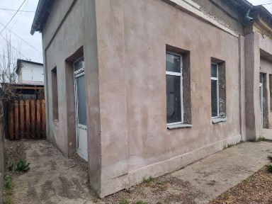 TEREN 620 mp + Casa + Garaj