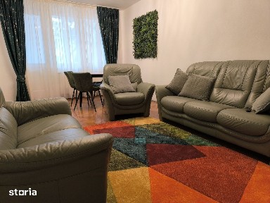 Apartament cu 3 camere în zona UMFST ( 7 Noiembrie)