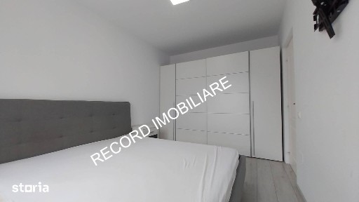 Apartament 2 camere, et.2, balcon, garaj subteran, lift Floresti