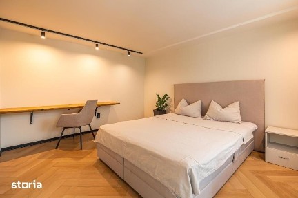 Apartament 3 camere, Centru, Gradina 200mp, Bulevardul 21 Decembrie 19
