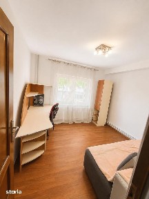 Apartament 3 camere în zona ZORILOR