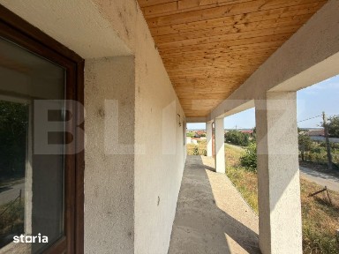 Casa de vaznare 215 mp, teren 1500 mp, zona Gura Vaii