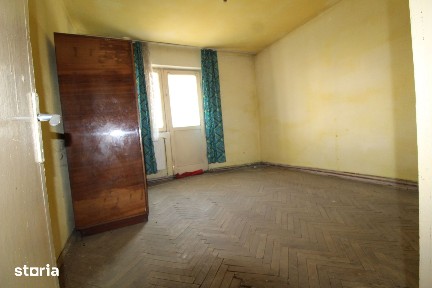 Apartament 3 camere, zona Piața Mică