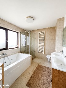Vila cu 6 camere 4 bai, zona Spitalul Judetean, cu spa, garaj, beci