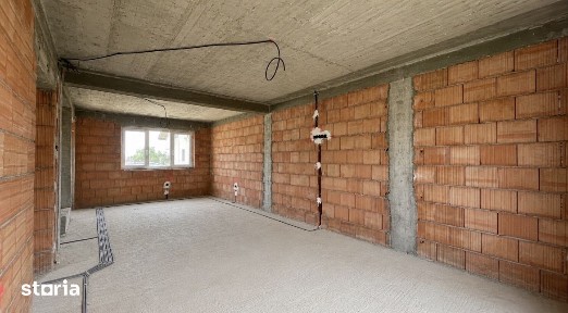 Casa noua de vanzare cu 4 camere, Cihei