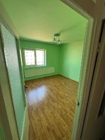 Oportunitate Excelentă: Apartament Spațios cu 3 Camere într-o Zonă Liniștită și Accesibilă!