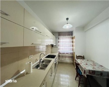 Apartament la vila, cu 3 camere, balcon mare - Selimbar