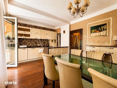 Casa 8 camere de vanzare in Gruia, Cluj Napoca