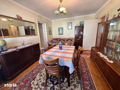 Etajul 1, in spate la cinematograf, 47000 euro