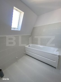 Apartament de vanzare, 8 camere, 150 mp, zona Centrala